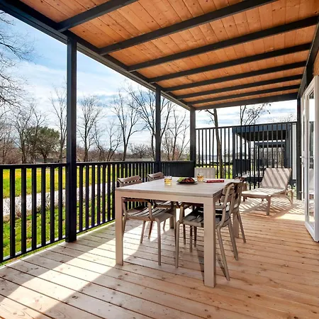 营地 Mobile Homes Casapini In Fkk Solaris 2*
