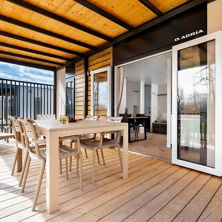 Mobile Homes Casapini In Fkk Solaris אתר קמפינג