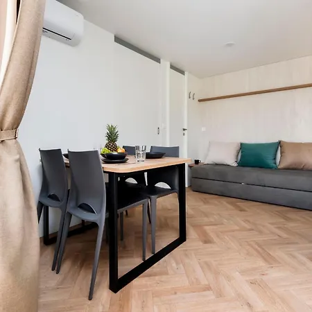 Mobile Homes Casapini In Fkk Solaris 2*